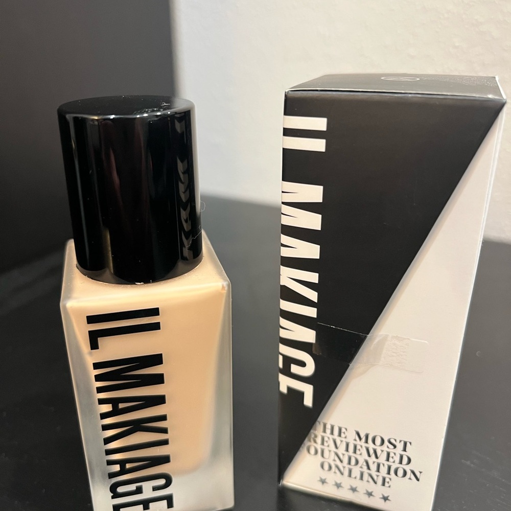 IL MAKIAGE Cream Foundation Natural Finish no. 60